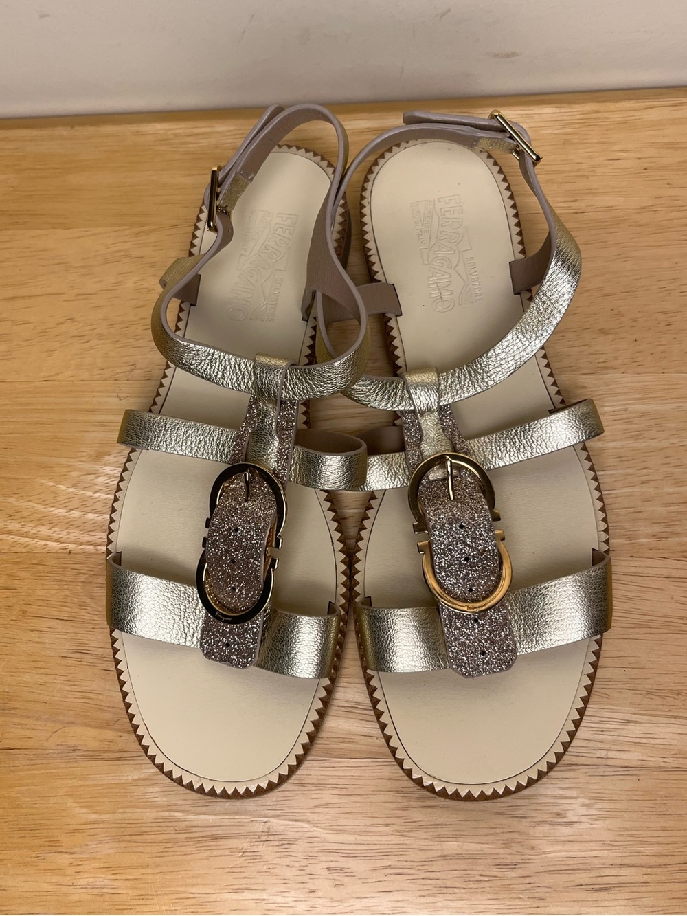 Salvatore Ferragamo Elisir Gold Leather Gladiator Sandals Women’s Size 7.5